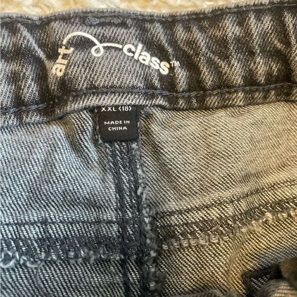 Youth‎ Art Class shorts XXL (18) - Picture 4 of 5